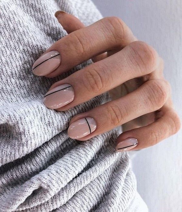 Маникюр минимализм 2019-2020: новинки и тренды, фото идеи маникюра минимализм | Lines on nails, Picasso nails, Perfect nails
